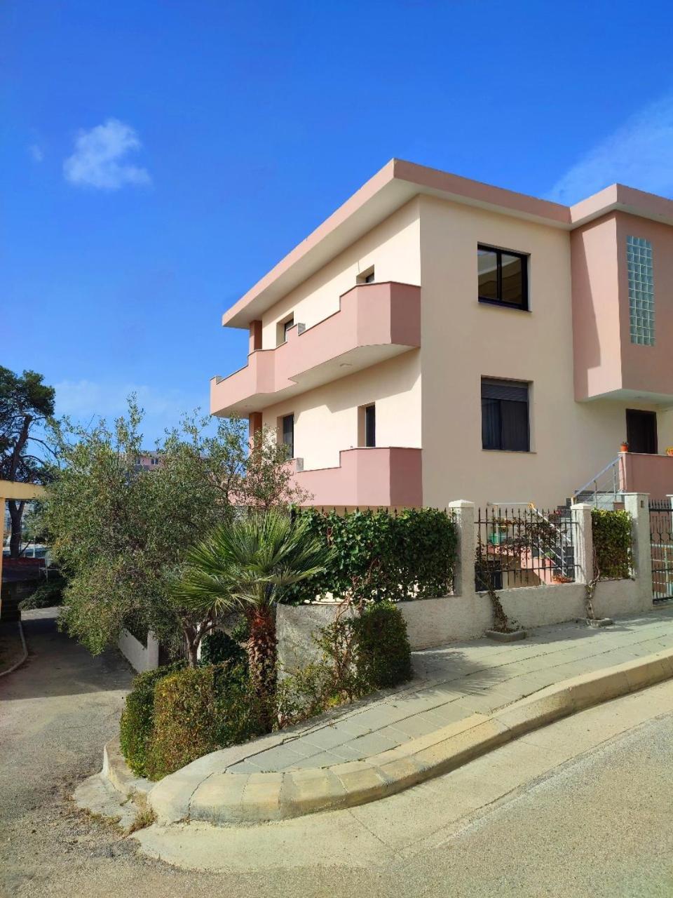 Bp Beach Apartments Golem  Extérieur photo