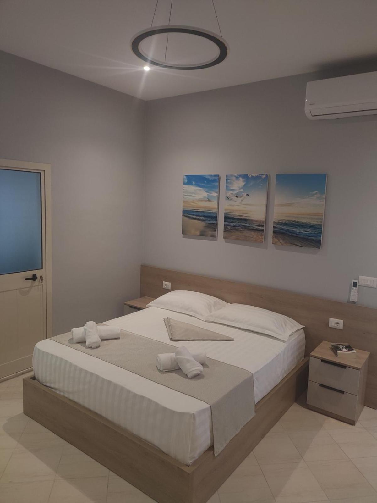 Bp Beach Apartments Golem  Extérieur photo
