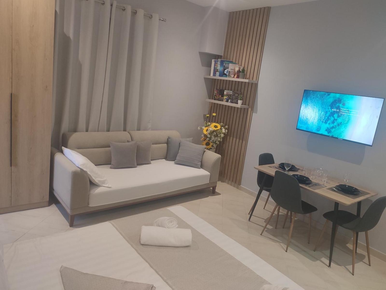 Bp Beach Apartments Golem  Extérieur photo